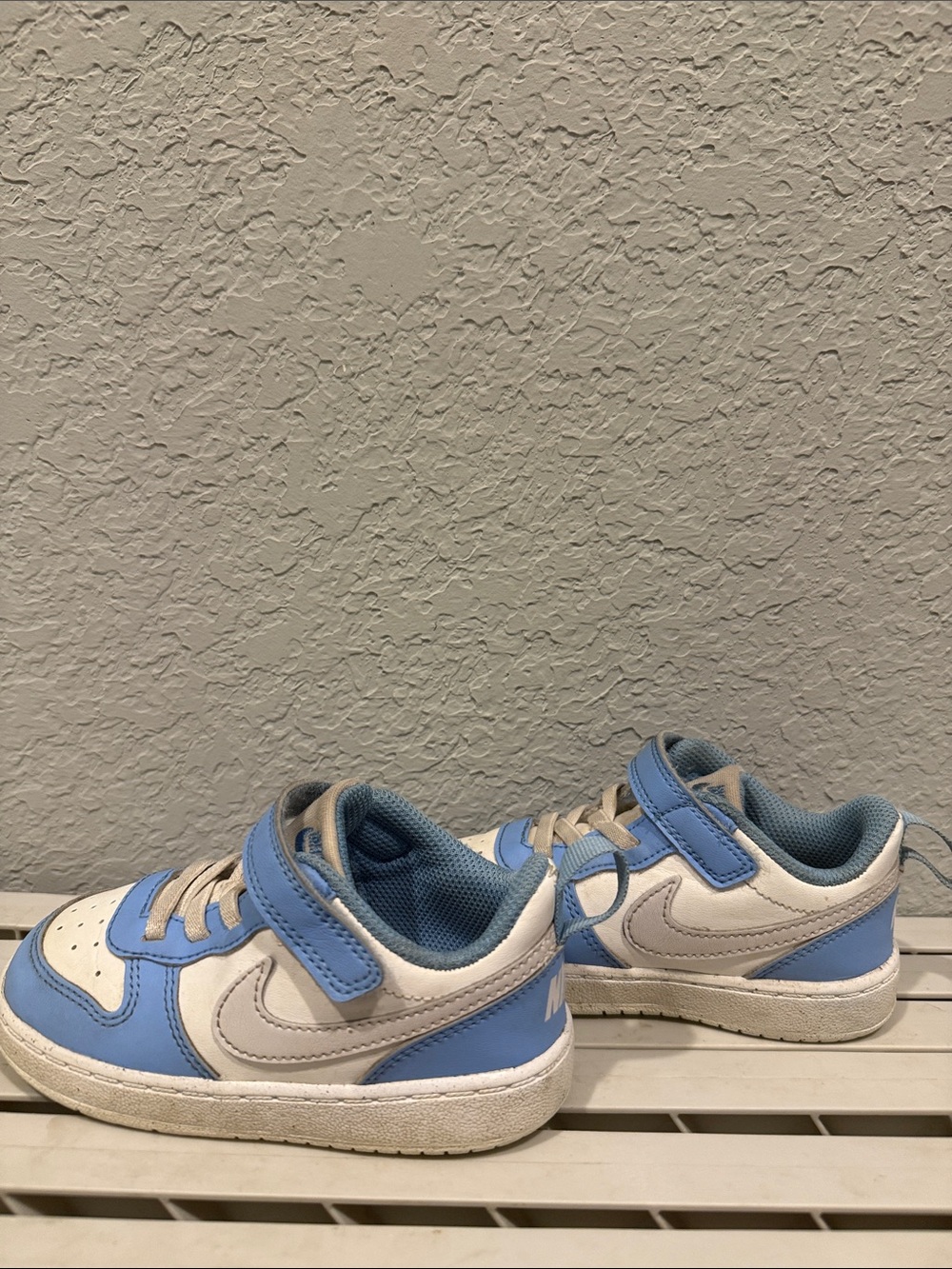Nike Kids White and Light Blue Hook-and-Loop Sneakers